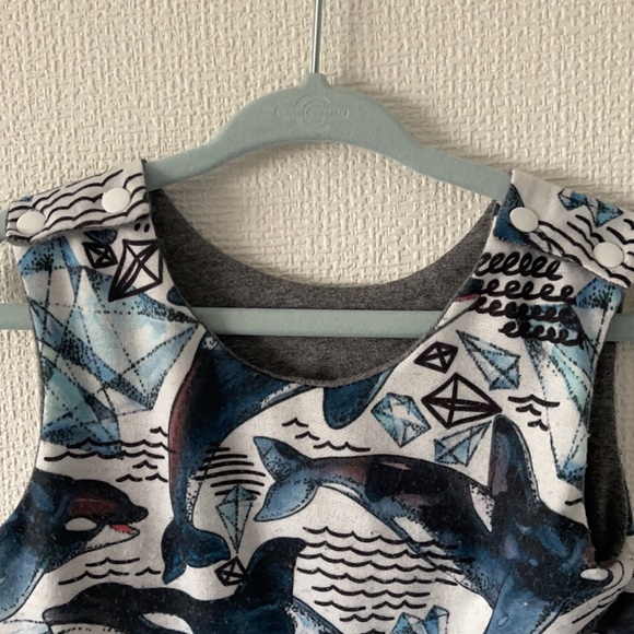 Baby Whale print blue and white romper - Picture 3 of 3